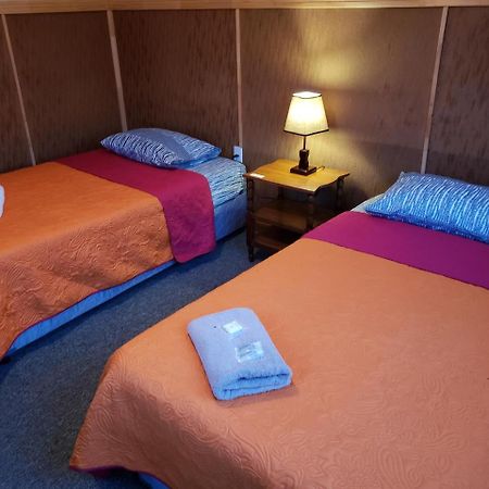 Antiguos Bed And Breakfast Puerto Natales Exterior photo