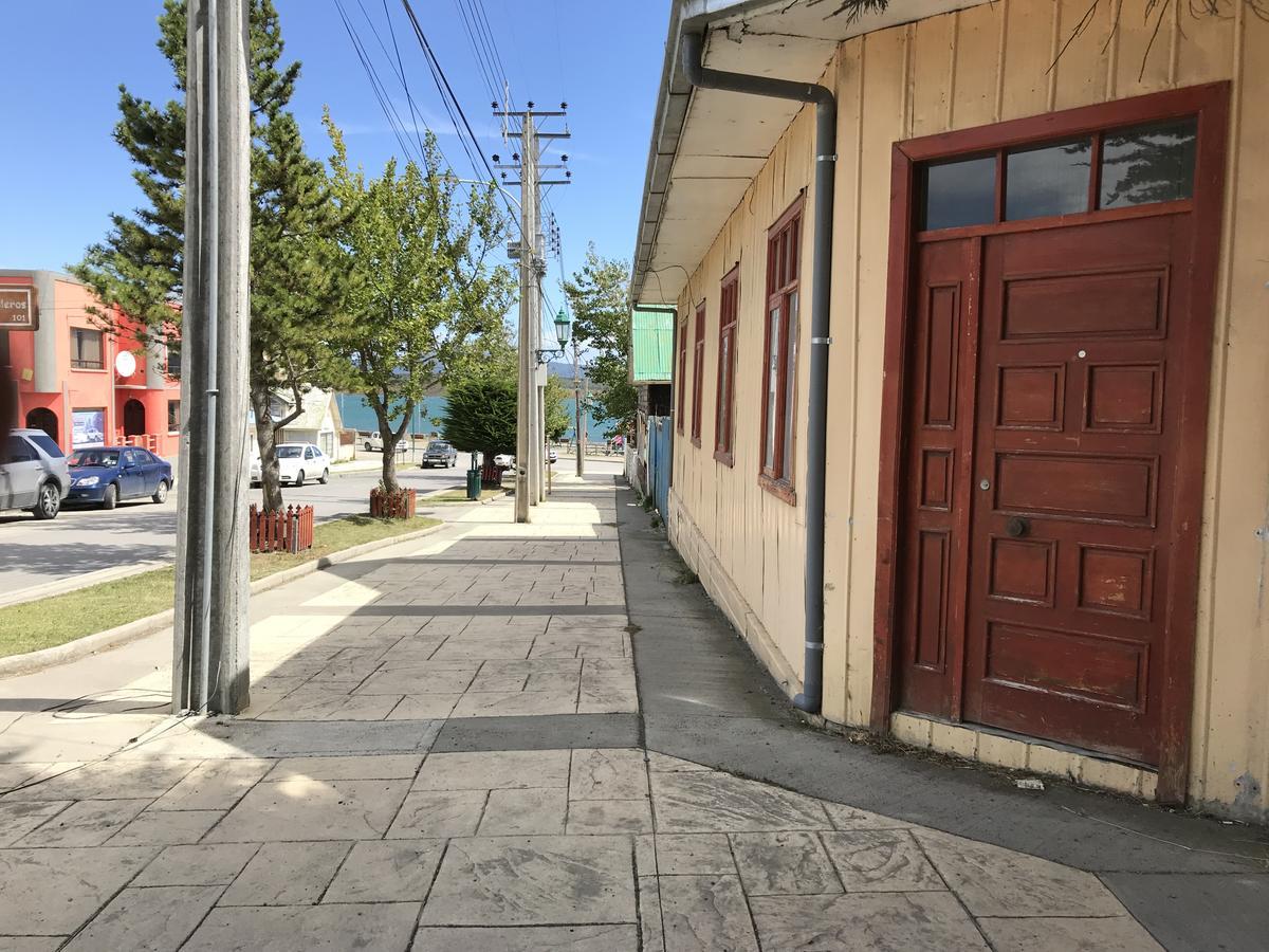 Antiguos Bed And Breakfast Puerto Natales Exterior photo