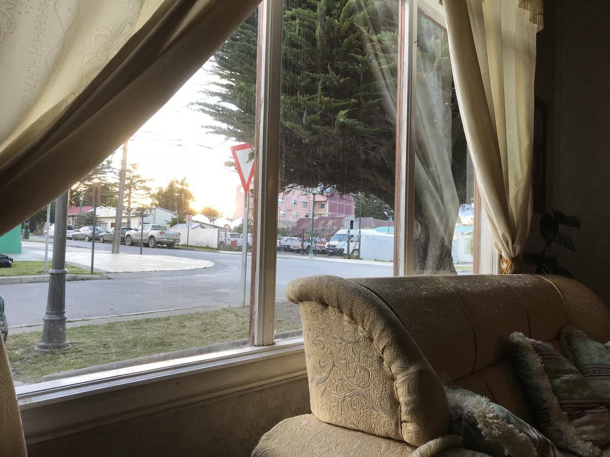 Antiguos Bed And Breakfast Puerto Natales Exterior photo