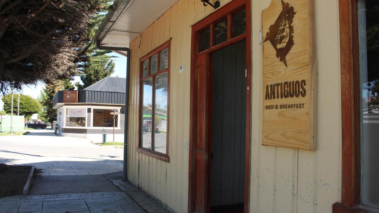 Antiguos Bed And Breakfast Puerto Natales Exterior photo
